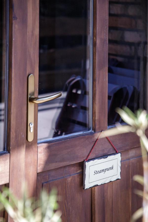 Rezeda Resort Apartman Szigetmonostor エクステリア 写真